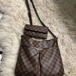 Louis Vuitton Bloomsbury and matching wallet